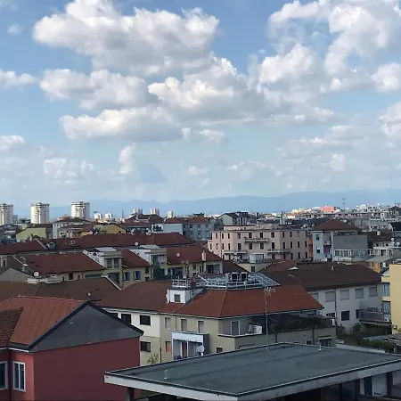 Up To Sky - With Terrace Appartement Milaan